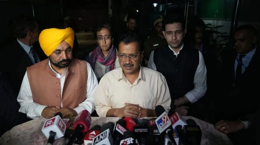 kejriwal house ED raid
