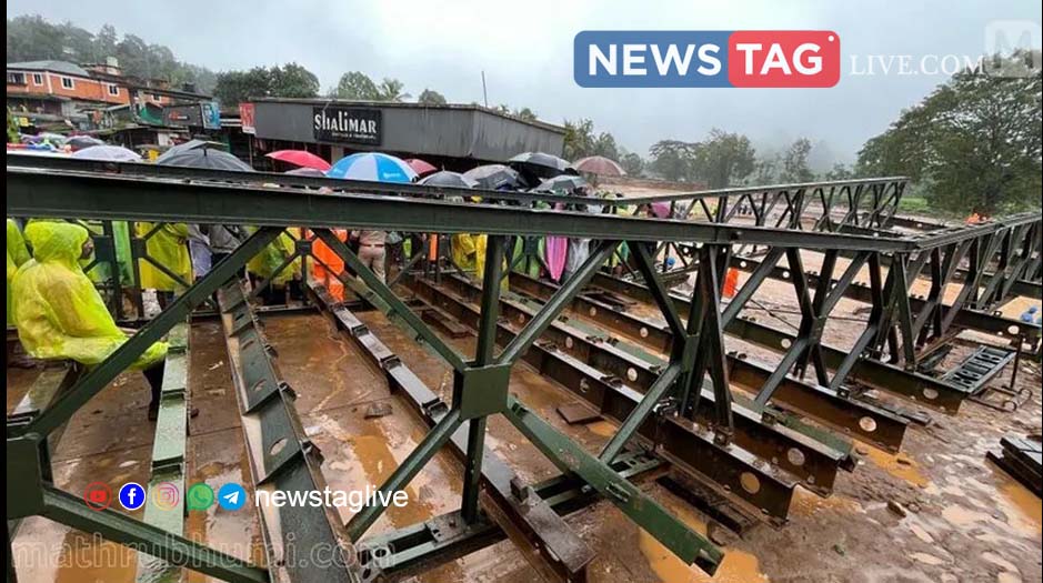 Bailey bridge construction1