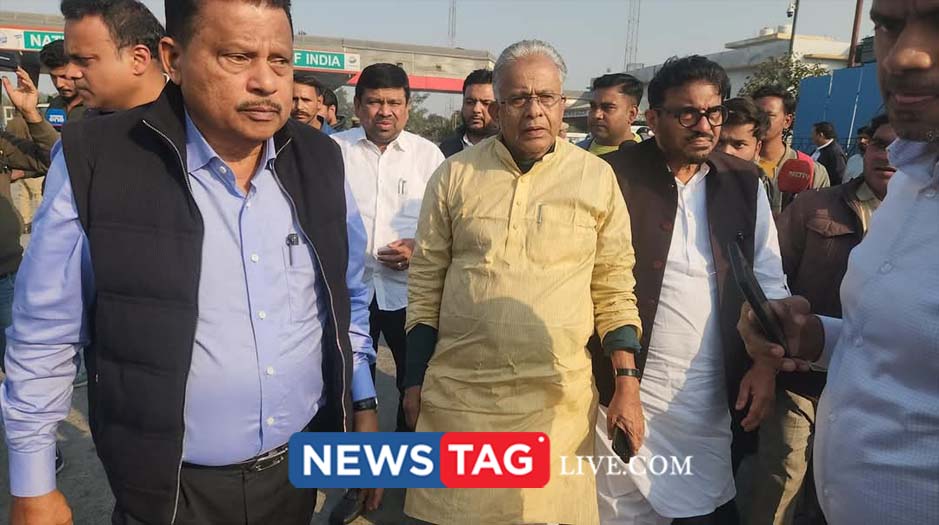 IUML MPs blocked in Gaziyabad police on the way to Sambhal