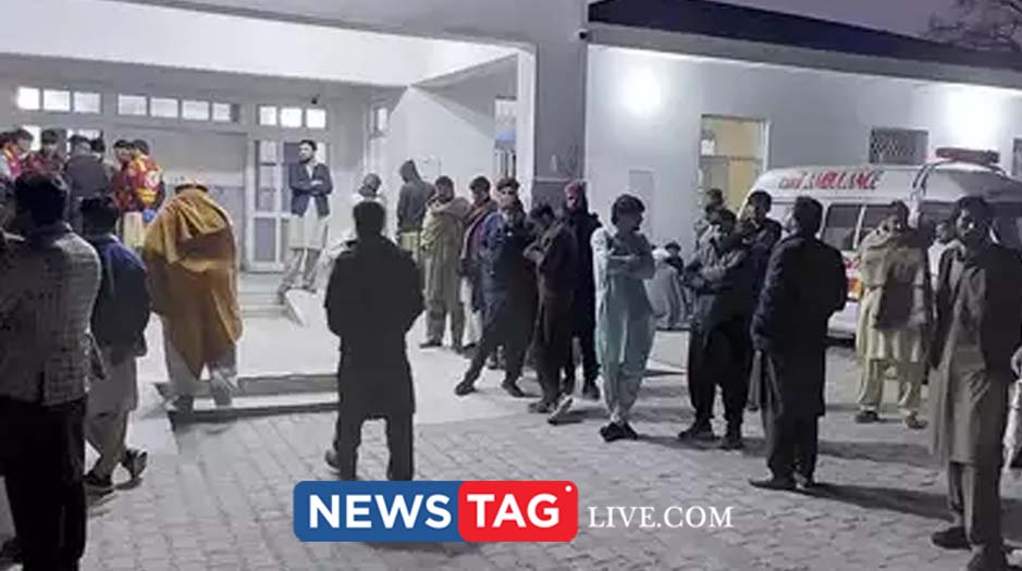 nearly 50 killed in Pakistan in gun attack