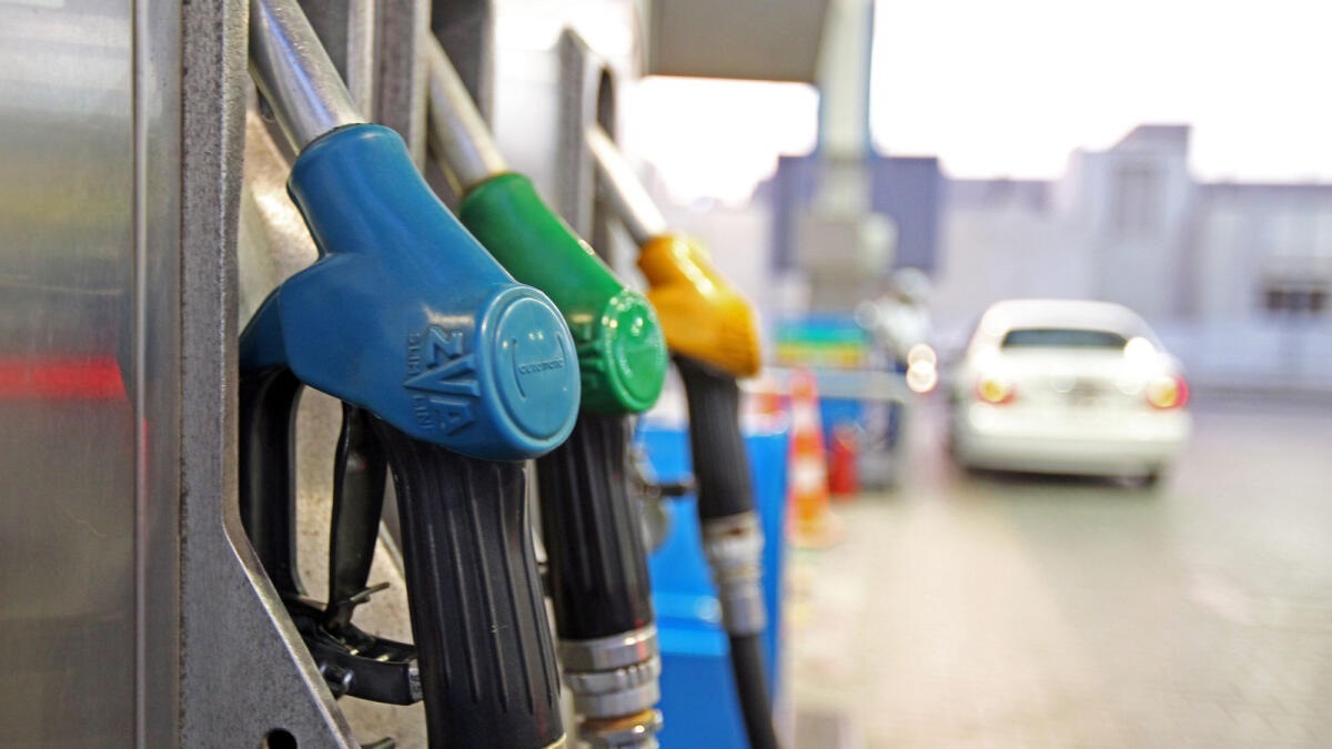 Petrol pumps will be closed monday morning to noon