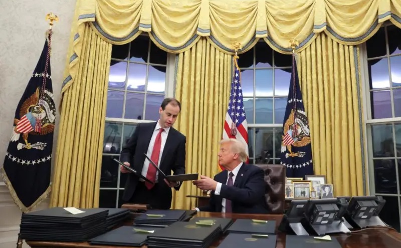 Donald Trump signs 8 orders