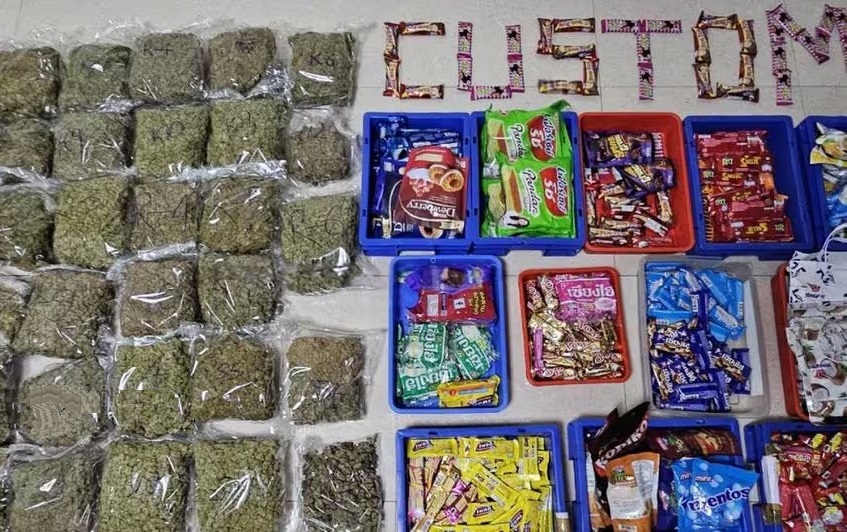 Three women caught by Air Customs at Karipur Airport with drugs worth Rs. 40 crore