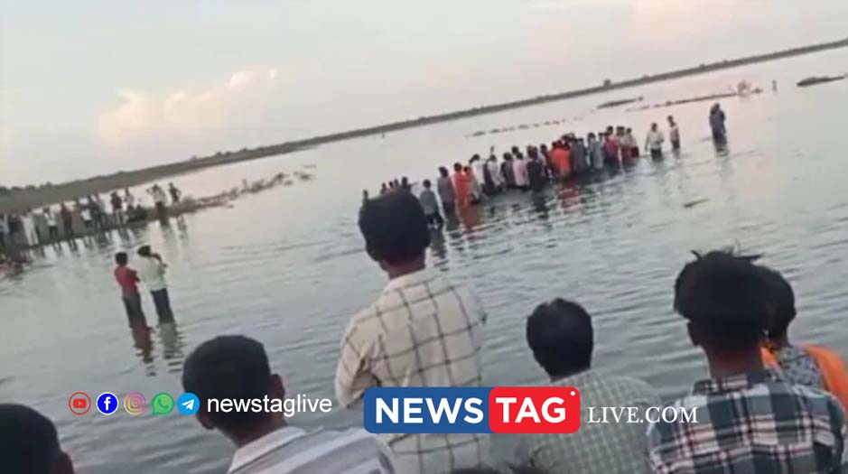durga idol immersion