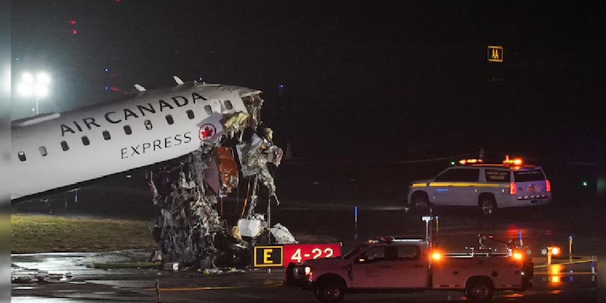 Air Canada exprees pilots dies after collided with fire truck in runway