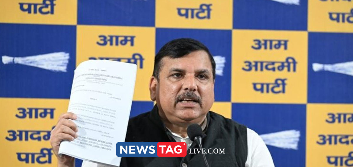 AAP move to disqualify 7 MP s joining in BJP