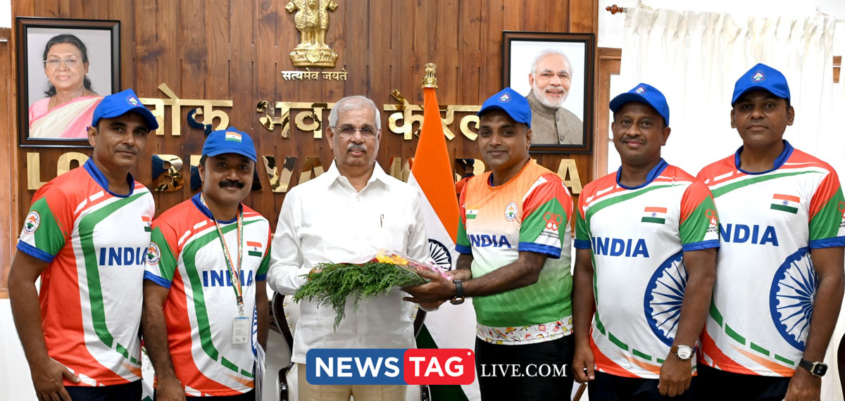 Indian Kite team members visits Kerala Governor