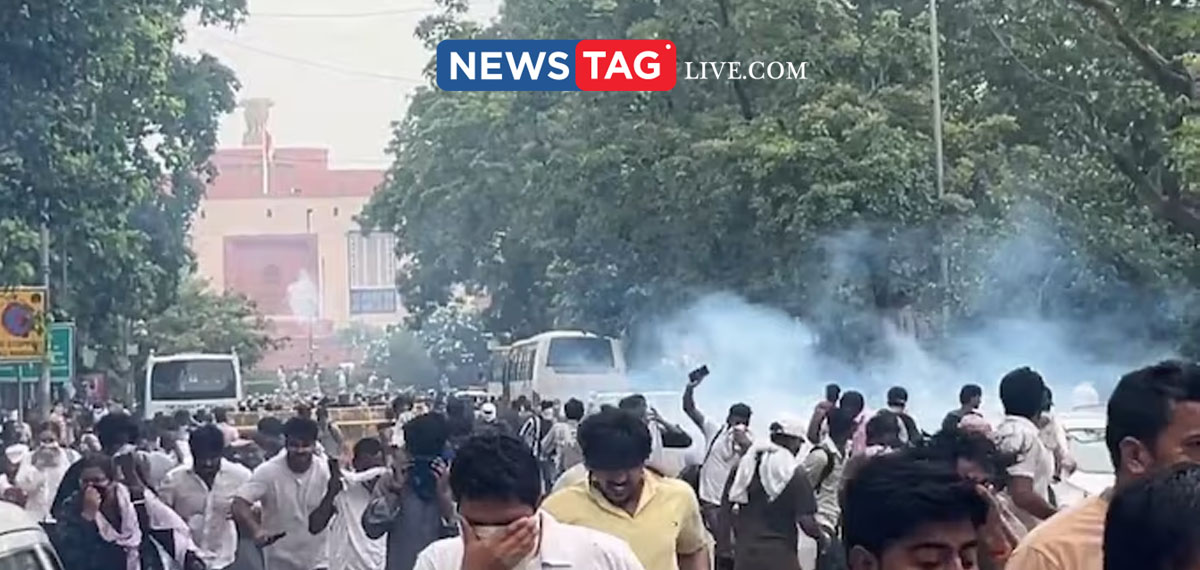 Lathi Charge against CJP protesters at Jantar Mantar