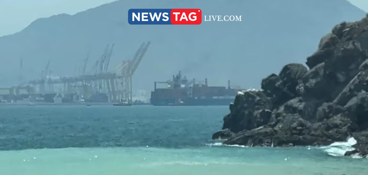 US attacks Iran s transport facilities many killed