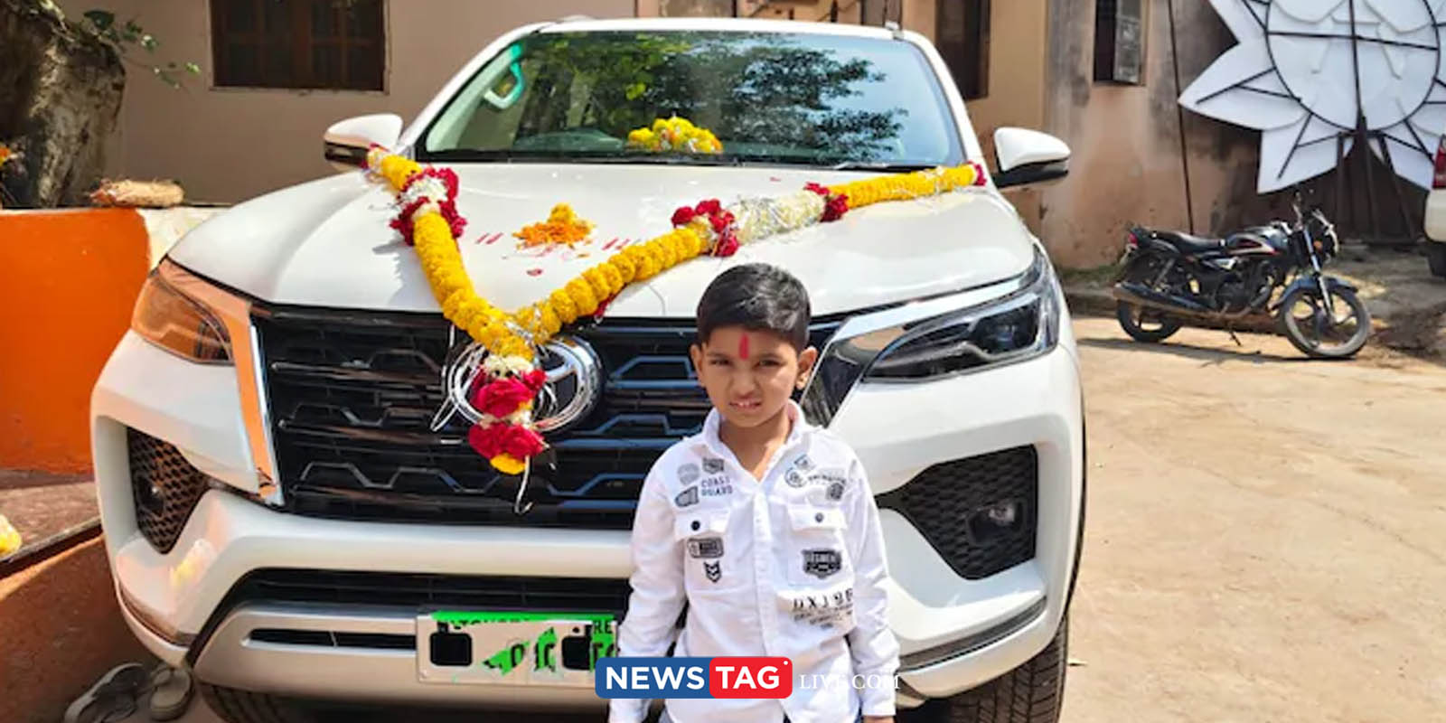 bought a coupon for just Rs 200 wins fortuner car
